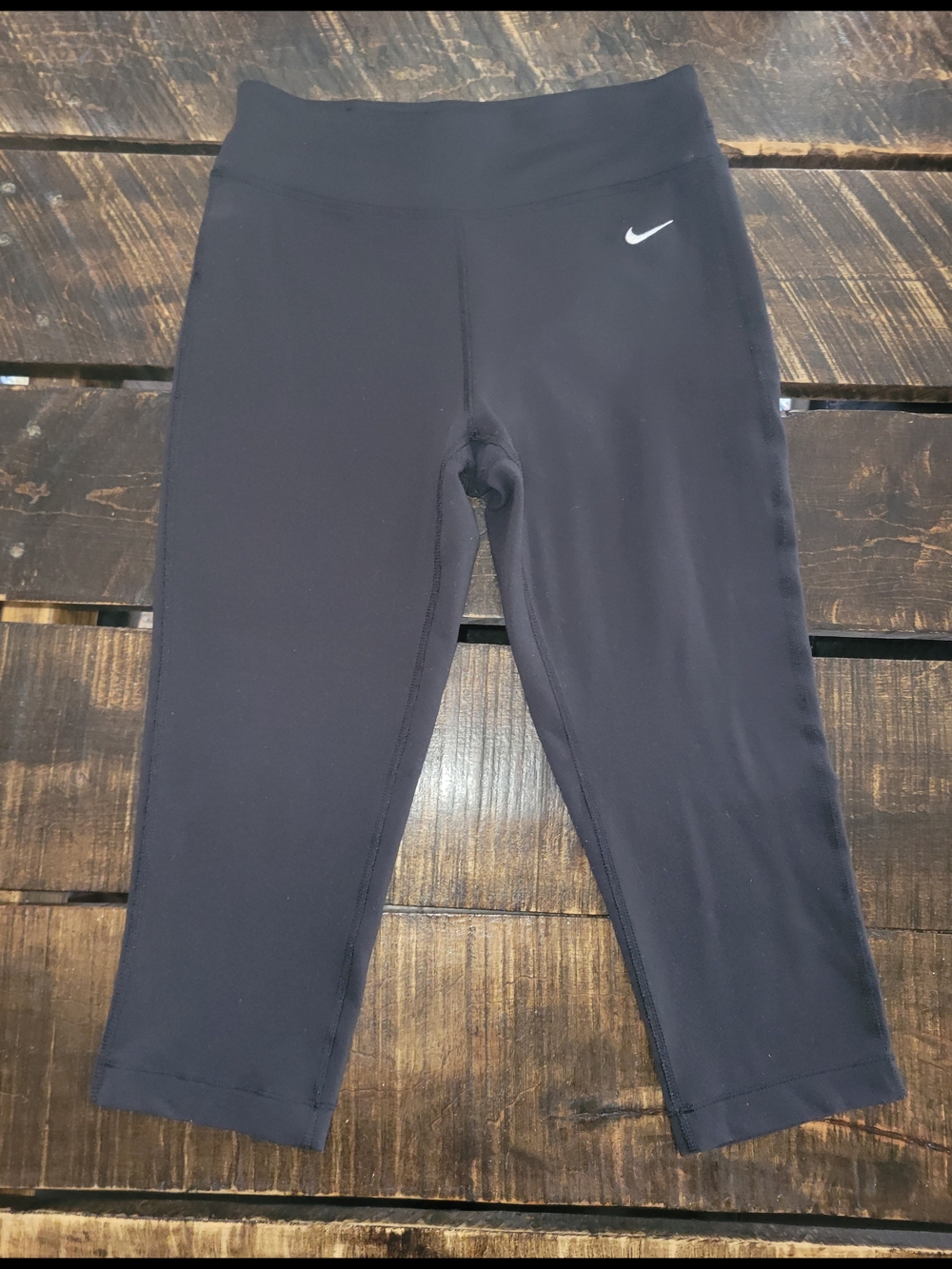 Nike Black Athletic Capri Shorts Womans DriFit